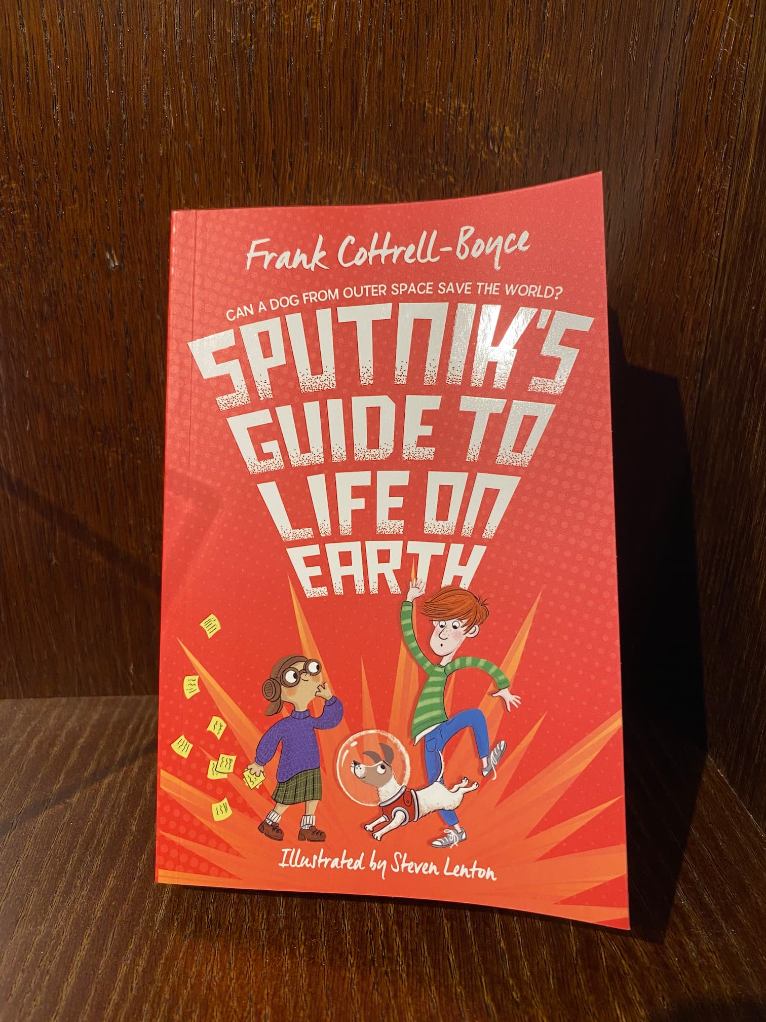 Sputnik's Guide to Life on Earth – Grimm & Co