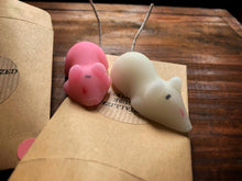 Load image into Gallery viewer, Image showing a pink and a white crystallized sugar mouse displayed on their kraft paper packaging.
